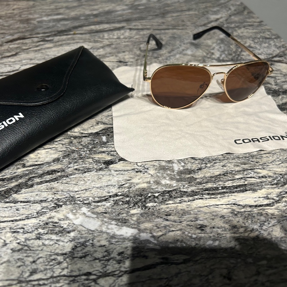 Coasion Gold Aviator Sunglasses
